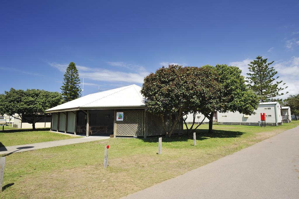 Nrma Stockton Beach Holiday Park Hotel Kültér fotó